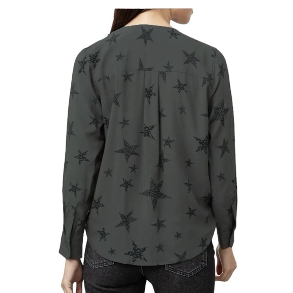 Rails Hillary Charcoal Cheetah Stars Surplice Top M - Picture 2 of 14
